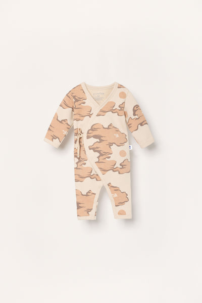 Baby kimono jumpsuit with pink clouds